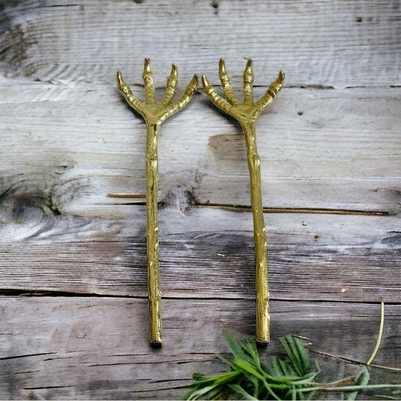 Serving Hands Set of 2 Halloween Claw Salad Server Gold Metal Tongs Food Grabber - Picture 2 of 8